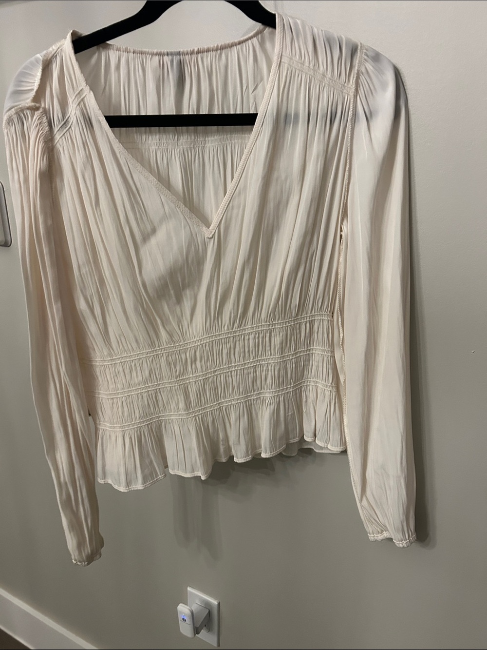 Universal Thread Cream V-Neck Smocked Peasant Blouse